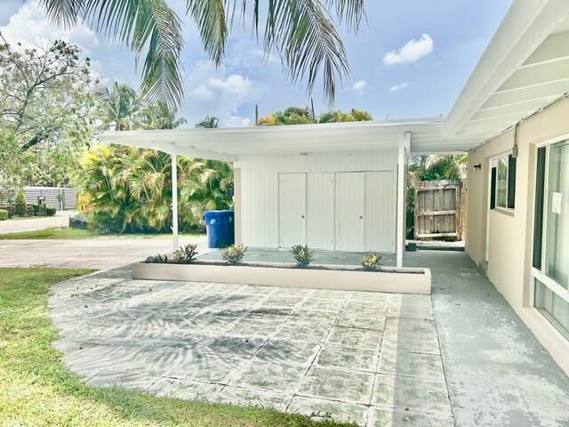 2548 Gulfstream Lane, Fort Lauderdale, FL 33312