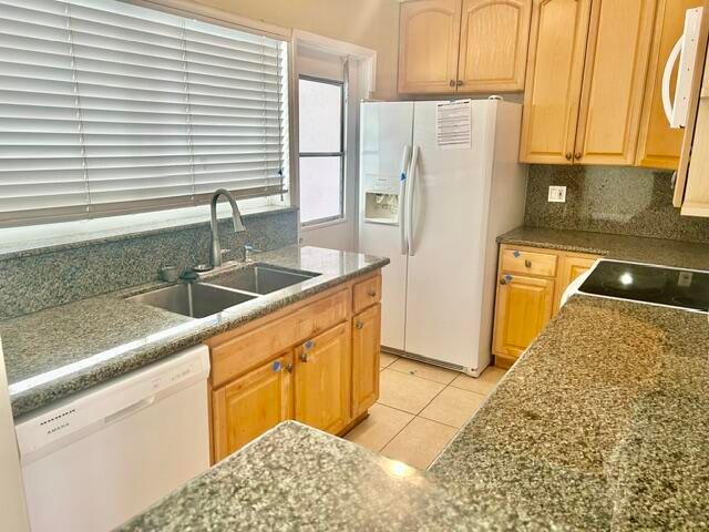 2548 Gulfstream Lane, Fort Lauderdale, FL 33312