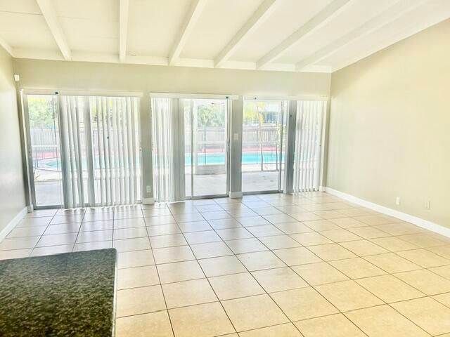 2548 Gulfstream Lane, Fort Lauderdale, FL 33312