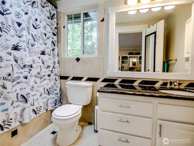 5920 35th Way SE, Auburn, WA 98092