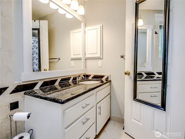5920 35th Way SE, Auburn, WA 98092