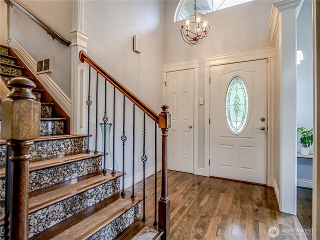5920 35th Way SE, Auburn, WA 98092