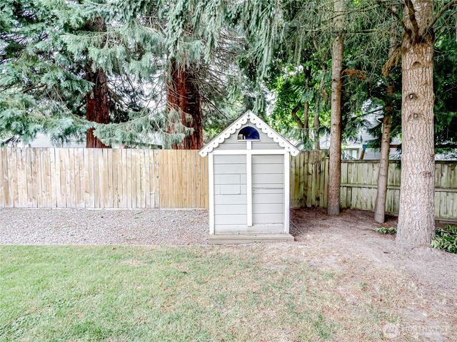5920 35th Way SE, Auburn, WA 98092