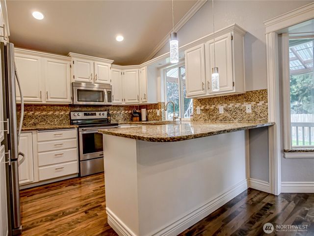 5920 35th Way SE, Auburn, WA 98092