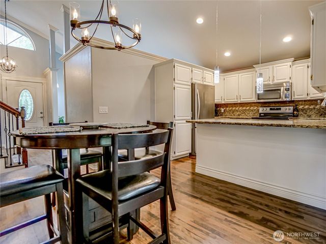 5920 35th Way SE, Auburn, WA 98092