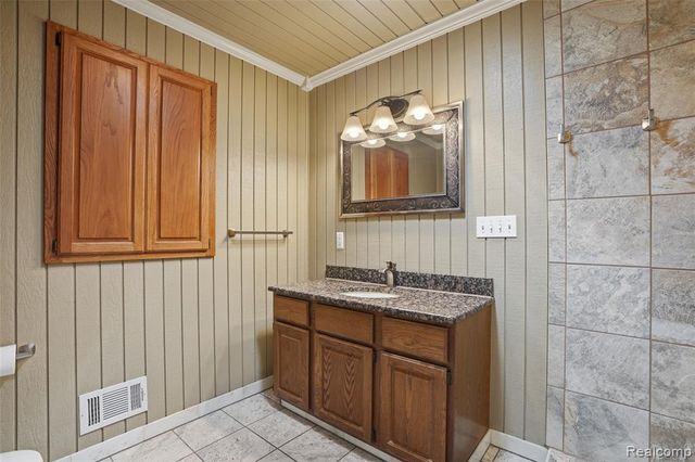8888 Pilgrim, Washington, MI 48094