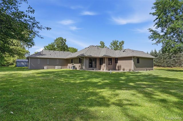 8888 Pilgrim, Washington, MI 48094
