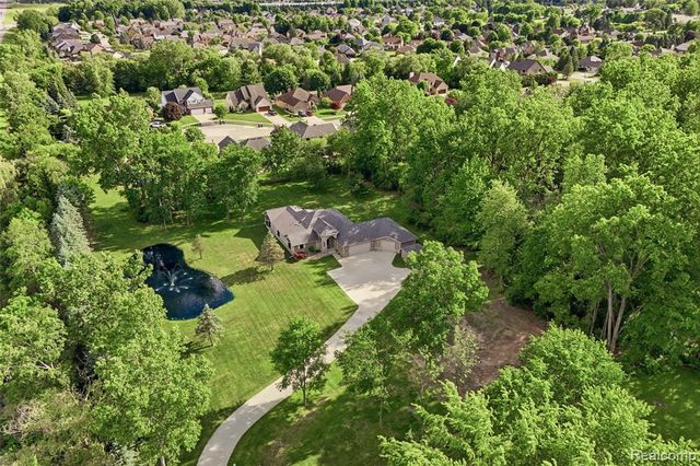 8888 Pilgrim, Washington, MI 48094