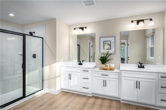 212 Leif ST, Moyock, NC 27958