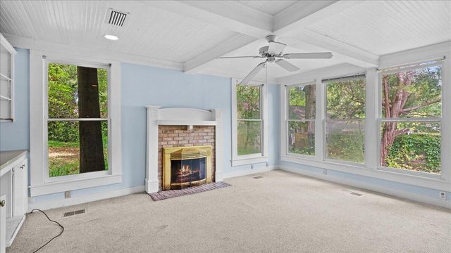 307 4th Ave., Hattiesburg, MS 39401