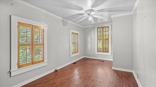 307 4th Ave., Hattiesburg, MS 39401
