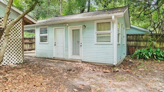 307 4th Ave., Hattiesburg, MS 39401