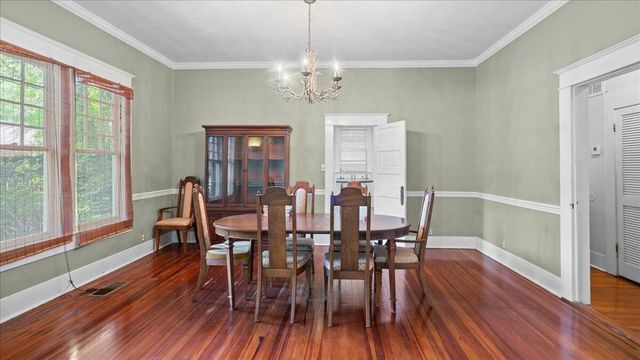 307 4th Ave., Hattiesburg, MS 39401