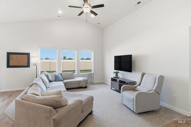 17071 N Quebec Ave, Nampa, ID 83687