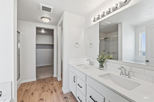 17071 N Quebec Ave, Nampa, ID 83687