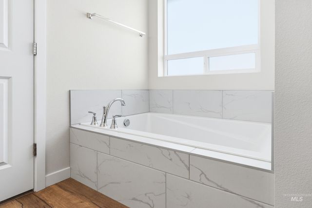 17071 N Quebec Ave, Nampa, ID 83687