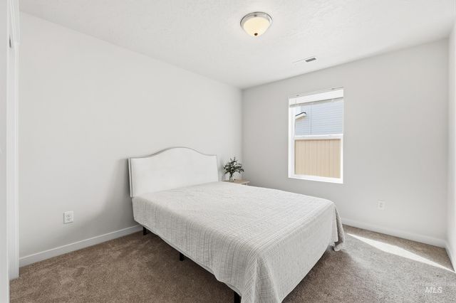 17071 N Quebec Ave, Nampa, ID 83687