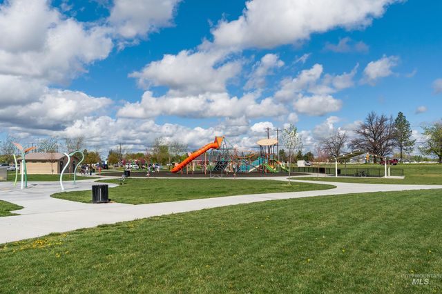 17071 N Quebec Ave, Nampa, ID 83687