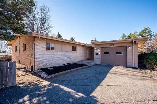 6040 W Elmhurst Drive, Littleton, CO 80128