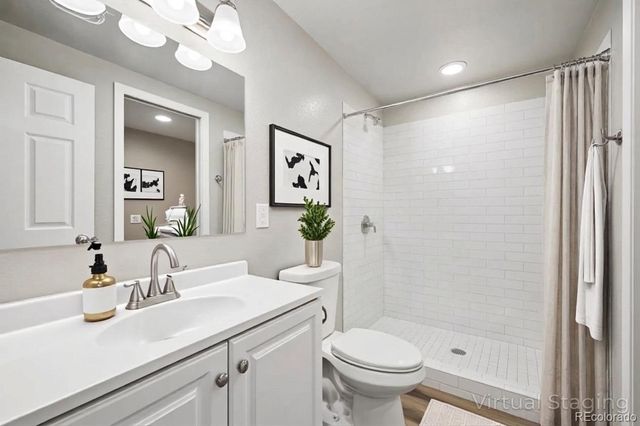 6040 W Elmhurst Drive, Littleton, CO 80128