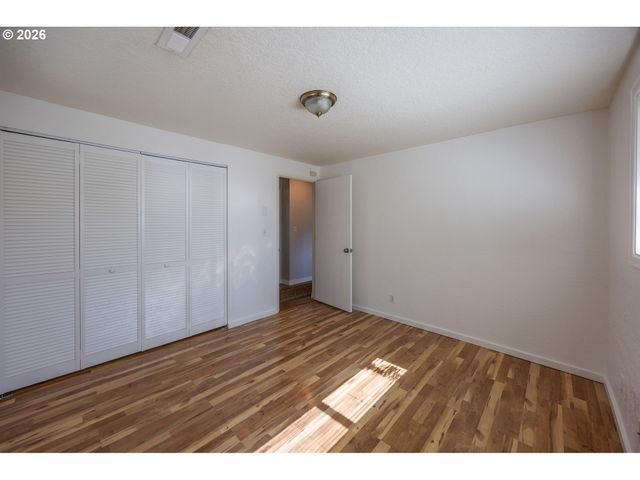 3457 W NORMANDY Ave, Roseburg, OR 97471