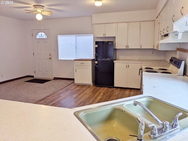 675 Se KEEL Ave, Lincoln City, OR 97367