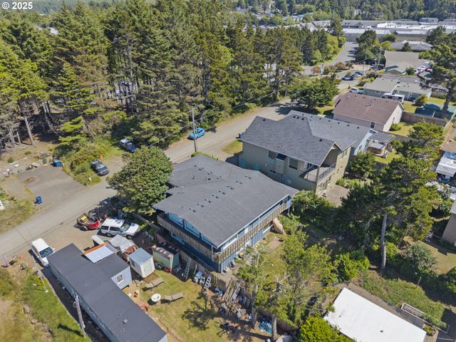 675 Se KEEL Ave, Lincoln City, OR 97367