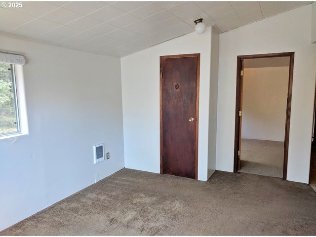 675 Se KEEL Ave, Lincoln City, OR 97367
