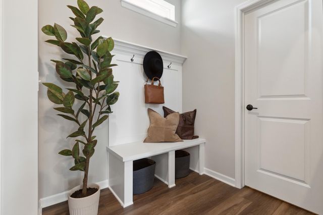 1546 149th Street W, Rosemount, MN 55068