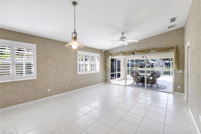 3025 Futuna LN, Naples, FL 34119