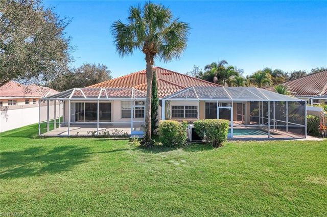 3025 Futuna LN, Naples, FL 34119