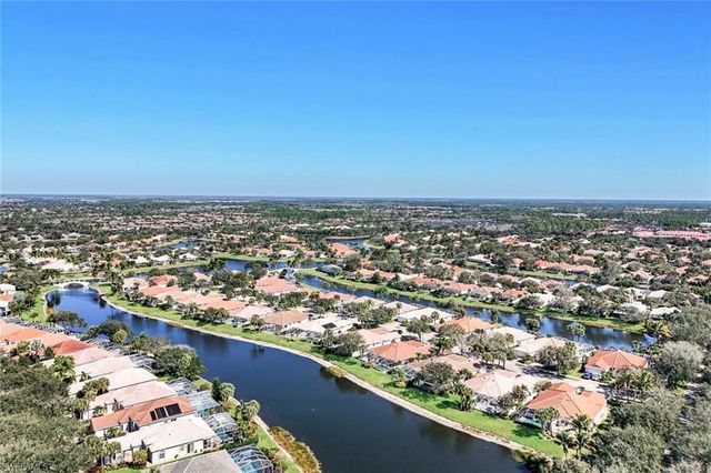 3025 Futuna LN, Naples, FL 34119