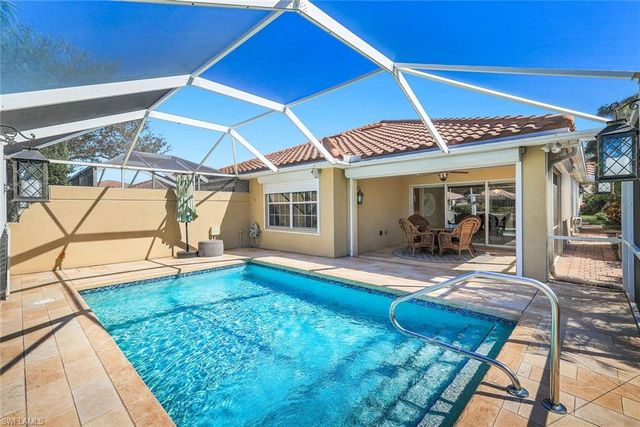 3025 Futuna LN, Naples, FL 34119