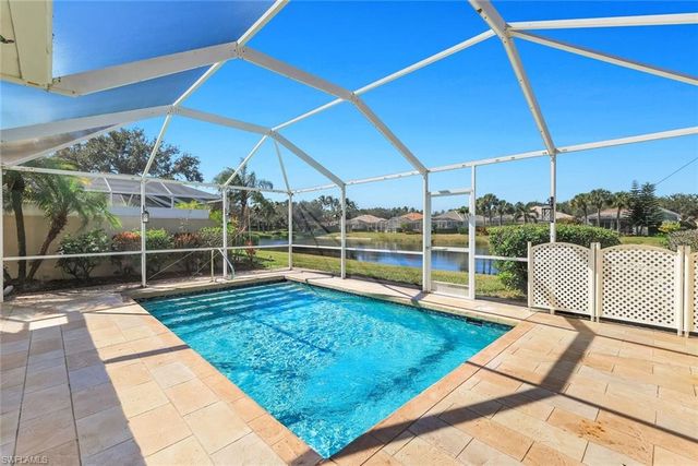 3025 Futuna LN, Naples, FL 34119