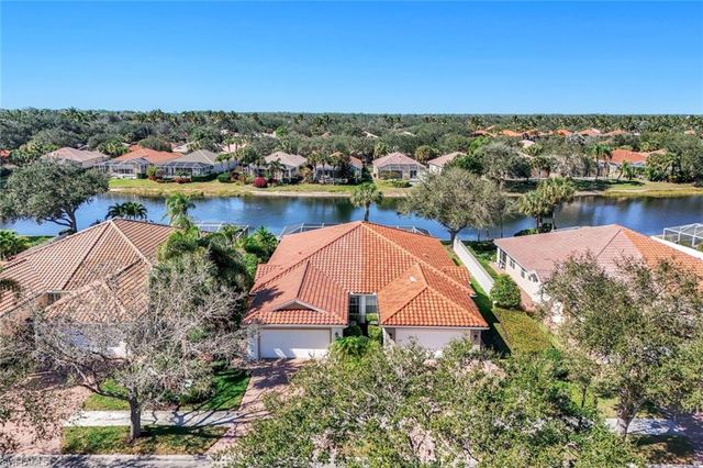 3025 Futuna LN, Naples, FL 34119