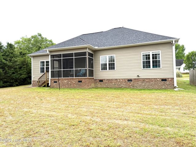 3518 Shadow Ridge Road N, Wilson, NC 27896