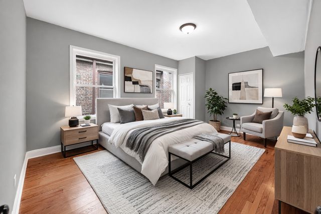 8011 S Dante Avenue, Chicago, IL 60619