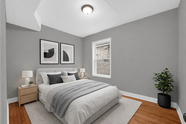 8011 S Dante Avenue, Chicago, IL 60619