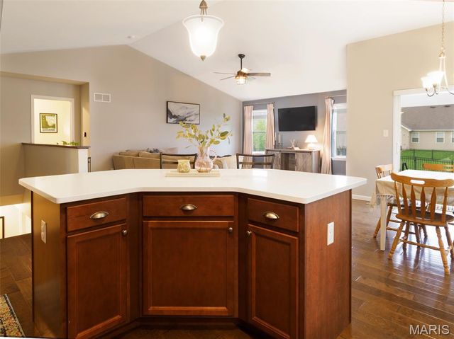 3448 Charlestowne Crossing Drive, St Charles, MO 63301