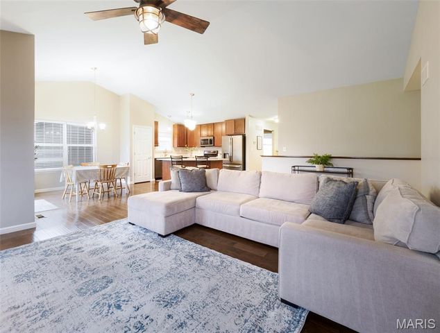 3448 Charlestowne Crossing Drive, St Charles, MO 63301