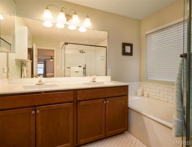 3448 Charlestowne Crossing Drive, St Charles, MO 63301