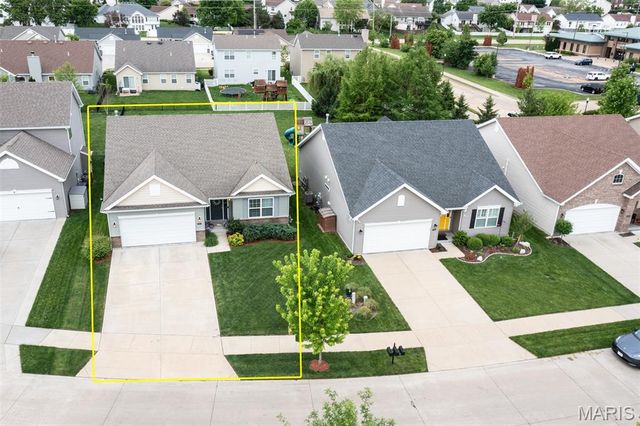 3448 Charlestowne Crossing Drive, St Charles, MO 63301
