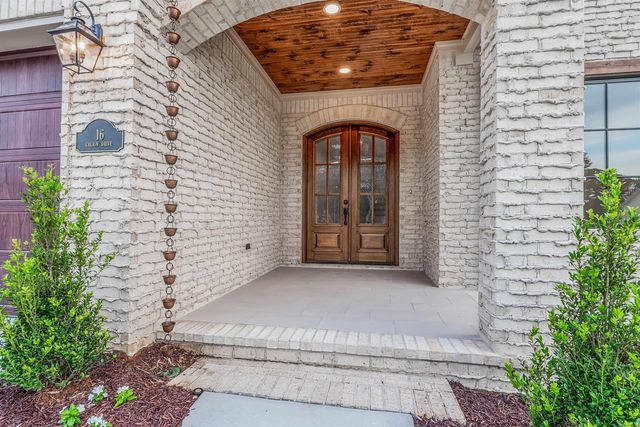 16 Calion Dr, Little Rock, AR 72223