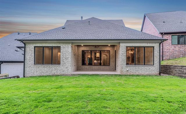 16 Calion Dr, Little Rock, AR 72223