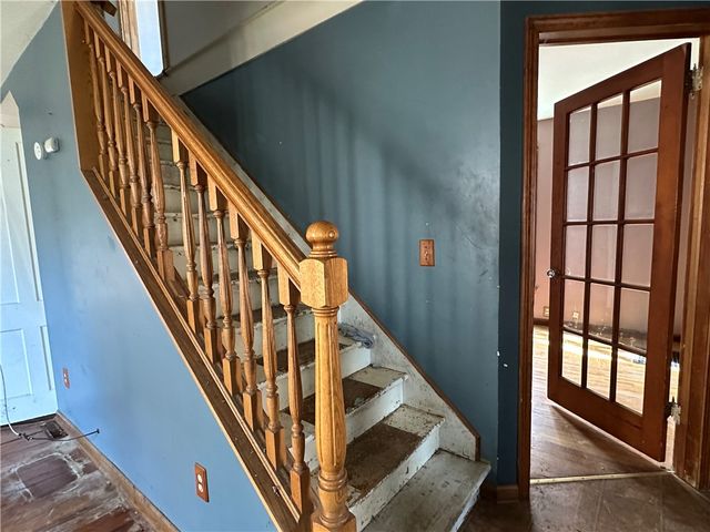 31 1st Avenue, Franklinville, NY 14737