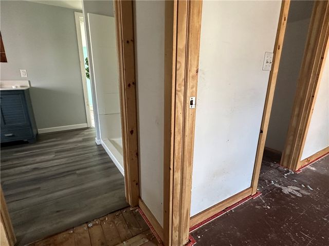 31 1st Avenue, Franklinville, NY 14737