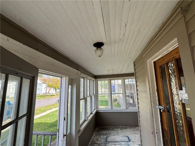 31 1st Avenue, Franklinville, NY 14737