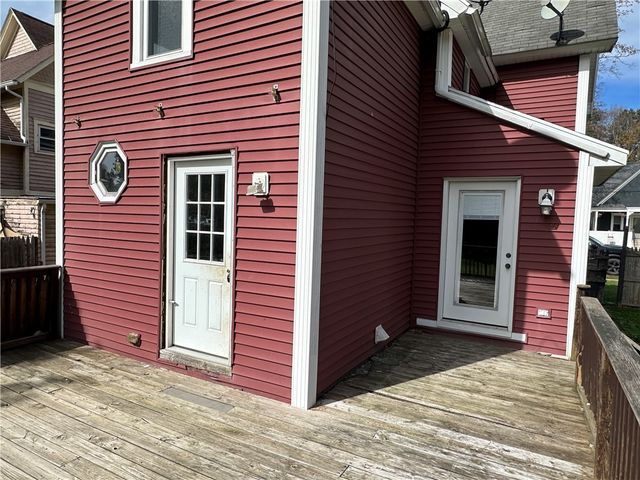 31 1st Avenue, Franklinville, NY 14737