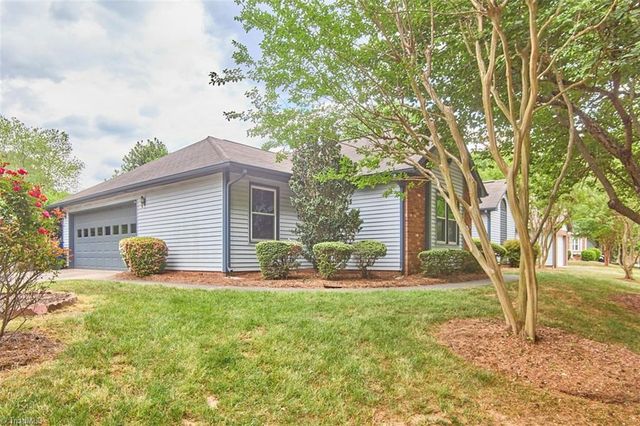 621 Lantern Ridge Drive, Winston-salem, NC 27104