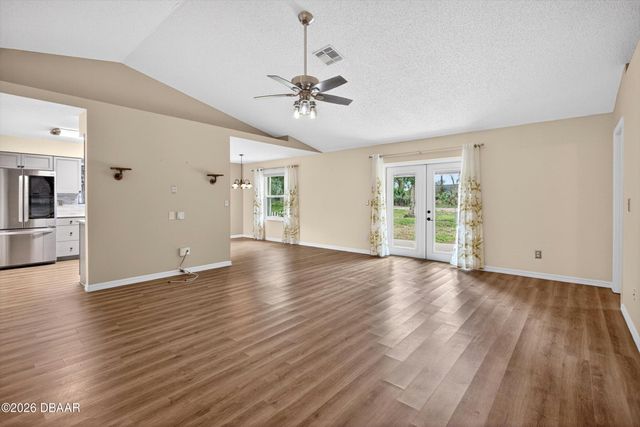 2127 King Richards Court, Orange City, FL 32763